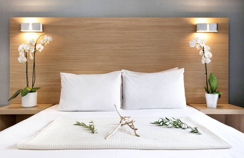 Skiathos Hotel | Atlas Hotel Skiathos