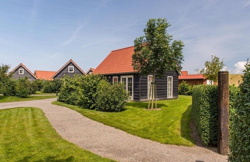 Wemeldinge Casa | Atmospheric and cozy Zeeland Cottage near the Oosterschelde!