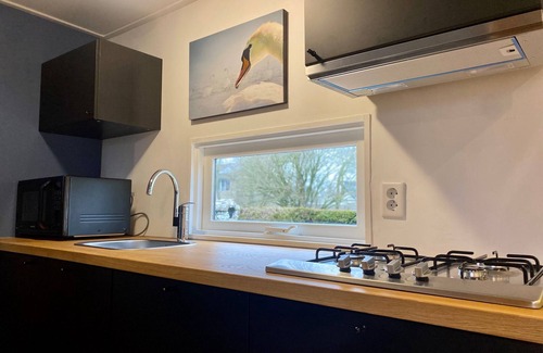 Tzummarum Chalet De Esquí | Atmospheric chalet near the Wadden Sea