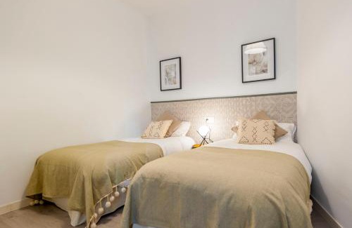 Palos de la Frontera Apartamento | Atocha VI - Elegancia Urbana en una Ubicación Privilegiada