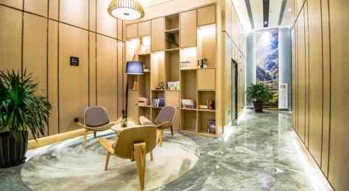 Xishan Hotel | Atour Hotel Kunming Dianchi Lake