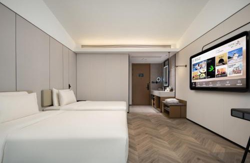 Jiangbei District Hotel | Atour Hotel Ningbo Cixi Ancient Town