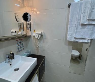 Sremska Mitrovica Cama Y Desayuno | Atrium