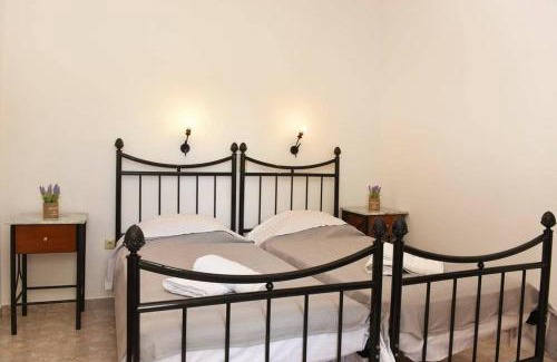 Posidonia Casa | Atropos Varvara