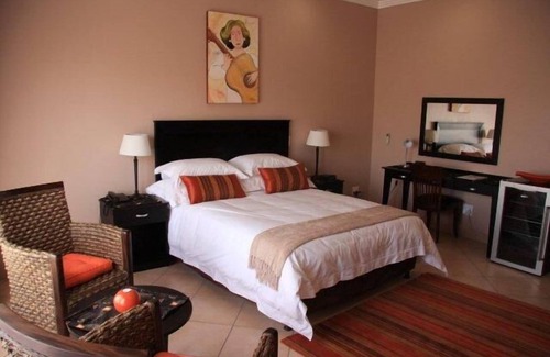 Greater Johannesburg Metropolitan Area Casa | Attache Guest Lodge