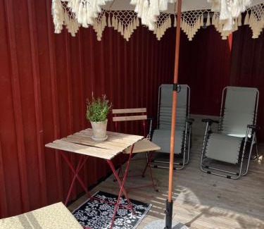 Alingsas Apartamento | Attefallshus Alingsås/Dammen.
