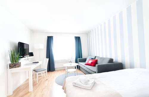 Flemingsberg Cama Y Desayuno | Attendo Park Hotell