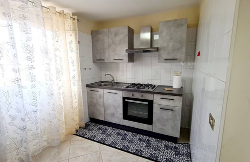 Marcianise Apartamento | Attic apartment in quiet area, close to many points of interest