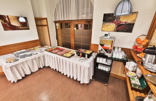 Prague 4 Hotel | Attic Hotel