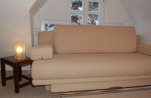 Friedrichroda Apartamento | Attic studio in a villa with a large balcony and a view of the valley