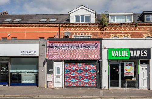 Belfast Apartamento | Attic Style 2 Bed Duplex Apartment With Rooftop Patio Belfast