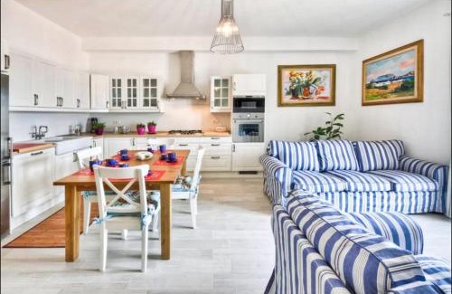 Alghero City Centre Apartamento | Attico Cerasella con incredibile vista mare in pieno centro e posto auto