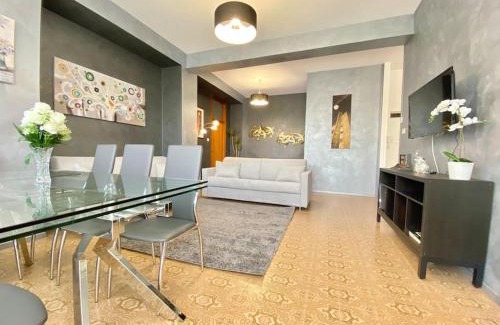 Bolognina Apartamento | Attico Costa 17 [5 minuti a piedi dalla stazione]