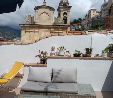 Sanremo Old Town Apartamento | Attico romantico con terrazza Sanremo - Palm Street, 104 - Free WIFI
