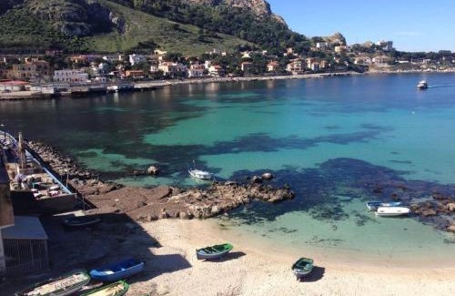 Sferracavallo Apartamento | Attico sul Mare - Suite & Spa