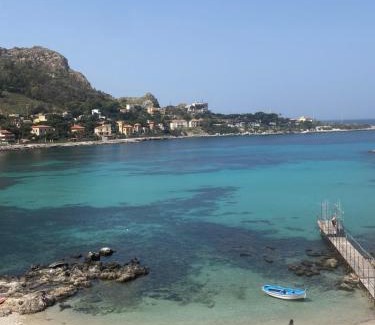 Sferracavallo Apartamento | Attico sul Mare - Suite & Spa
