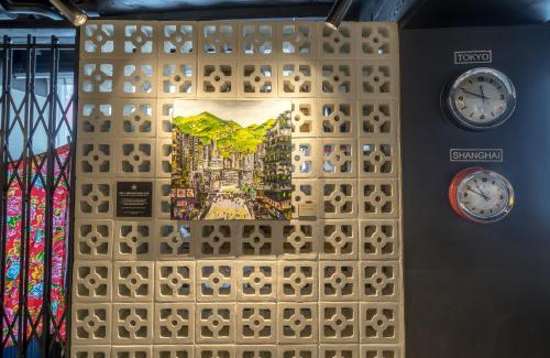 Tsim Sha Tsui Hotel | attitude on granville