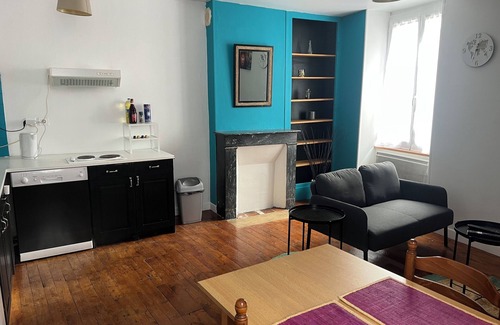 Issoire Apartamento | Attractive 2-room apartment in historic center of Issoire