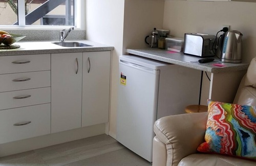 Johnsonville Apartamento | Atractivo y acogedor apartamento tipo estudio con una estadía mínima de dos noches.