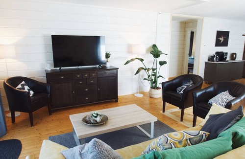 Kaiserslautern Apartamento | Attractive apartment on the outskirts with good connections to the city and highway.