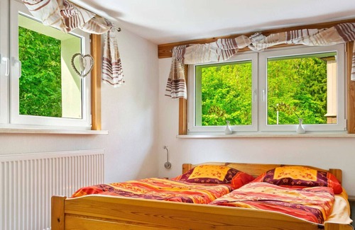 Elbingerode Apartamento | Acogedora casa de vacaciones en Lieja con jardín privado
