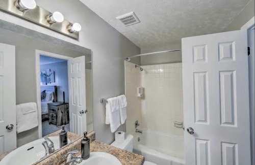 Page Apartamento | Attractive Apartment w/ Hot Tub Near Lake Powell