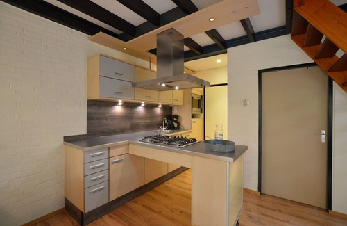 Stramproy Casa | Attractive holiday home on a car-free park