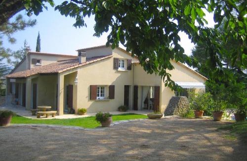 Cereste Casa | Attractive Holiday Home in C reste with Pool