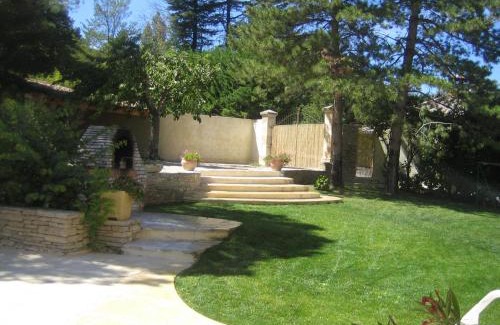 Cereste Casa | Attractive Holiday Home in C reste with Pool
