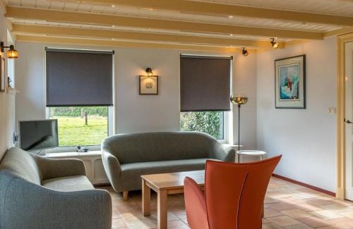 Oosterend Casa | Attractive Home in Frisian