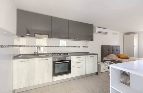 Porec Villa | Atractiva villa moderna de 4 dormitorios con piscina para hasta 9 huéspedes