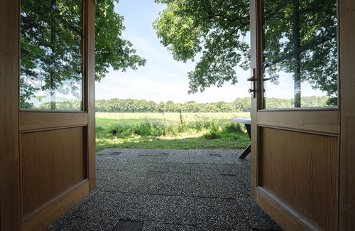 Municipality of Soest Casa | Attractive Swedish group accommodation by the meadow