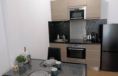 Les 3 Cites Apartamento | Attractive T2 apartment in Poitiers city center
