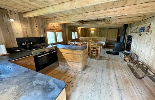 Entremont Chalet De Esquí | Chalet atípico en pastos alpinos