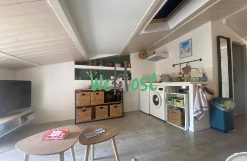 La Rochelle City Centre Apartamento | Atypical studio central
