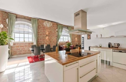 Gross-Umstadt Casa | Außergewöhnliches Loft mit Grenzenloser Freiheit und Authentischem Flair