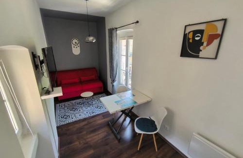 Cahors Old Town Apartamento | AU 2B 46 Ravissant duplex