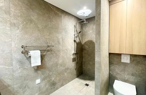 Mont-de-Marsan Apartamento | Au Cœur des Arènes - Parking - Wifi - Clim