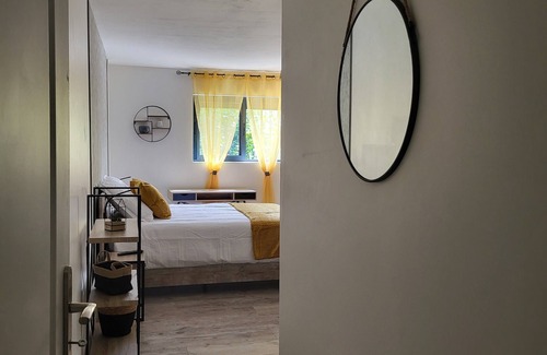 Canet Cama Y Desayuno | Au Cœur des Corbières Chambre D'hôte Chardonnay