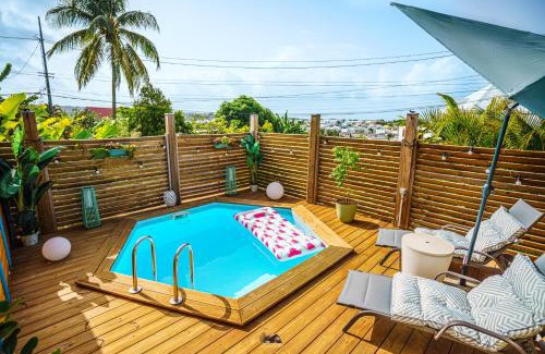 Goyave Casa | Au cœur du papillon piscine privée