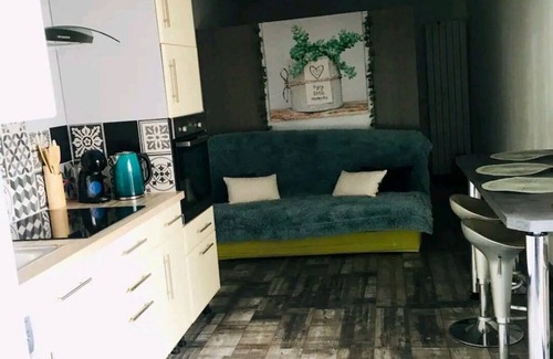 Vidauban Apartamento | AU CALME... AU FIL DE L'EAU 4 travellers: Studio 2 beds. 1 shower. Kitchen