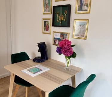Bussy-Saint-Georges Casa | Au Charme De Bussy - Peaceful Place near Disneyland, Train Station RER and Nature
