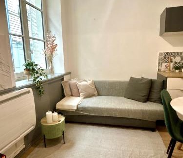 Dobree-Bon Port Apartamento | Au Coeur de Nantes - idealement situé Studio tout confort avec chambre separée