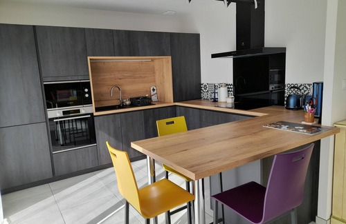 Saint-Pardoux-les-Cards Casa | AU FIL DES RÊVES, a modern house ideal for a stay with family or friends!