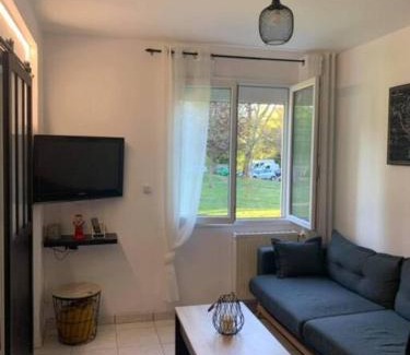 Faubourg-Raines Apartamento | * Au P'tit Cosy *