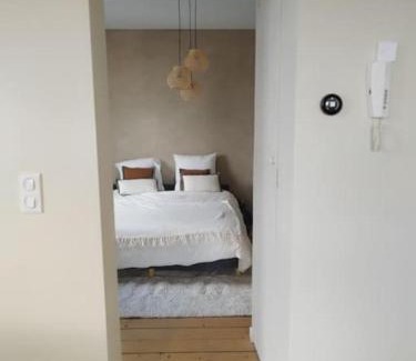 Huy Apartamento | Au pied du mur