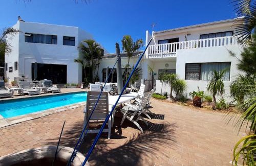 Langebaan Cama Y Desayuno | Au Plais De Langebaan at Palm Tree Villa