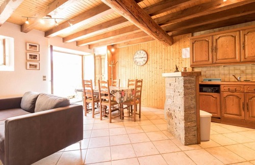 Jurvielle Casa | Au Village - Jurvielle