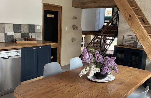 Dompierre-en-Morvan Casa | Aube du Morvan, charming family home