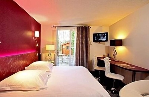 Sorges-et-Ligueux-en-Perigord Hotel | Auberge De La Truffe